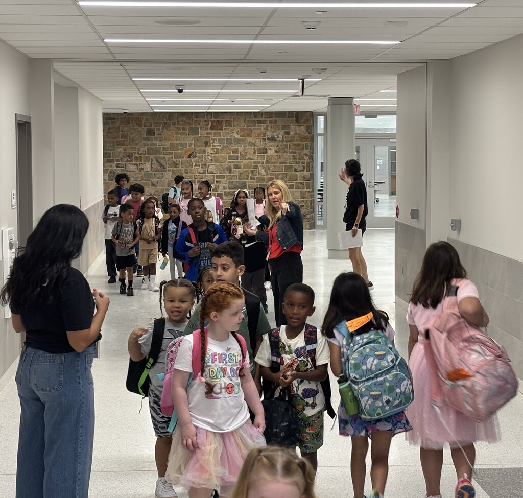 Doe Run Elementary first day of school pic#7