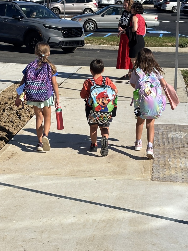 Doe Run Elementary first day of school pic#5