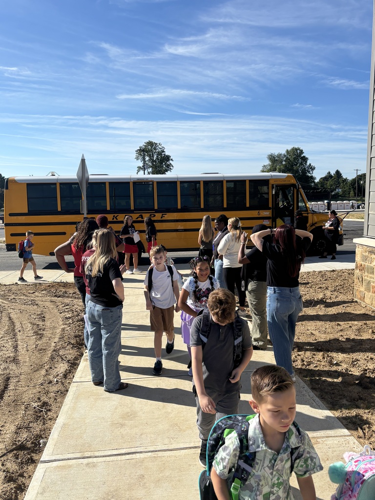 Doe Run Elementary first day of school pic#4
