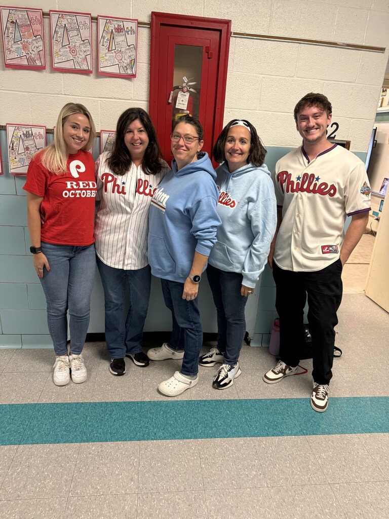 Wear Phillies gear or Wear Red day on Tuesday, September 29, pic#2