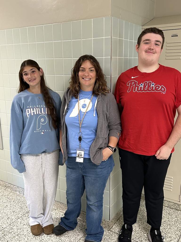 Wear Phillies gear or Wear Red day on Tuesday, September 29, pic#5