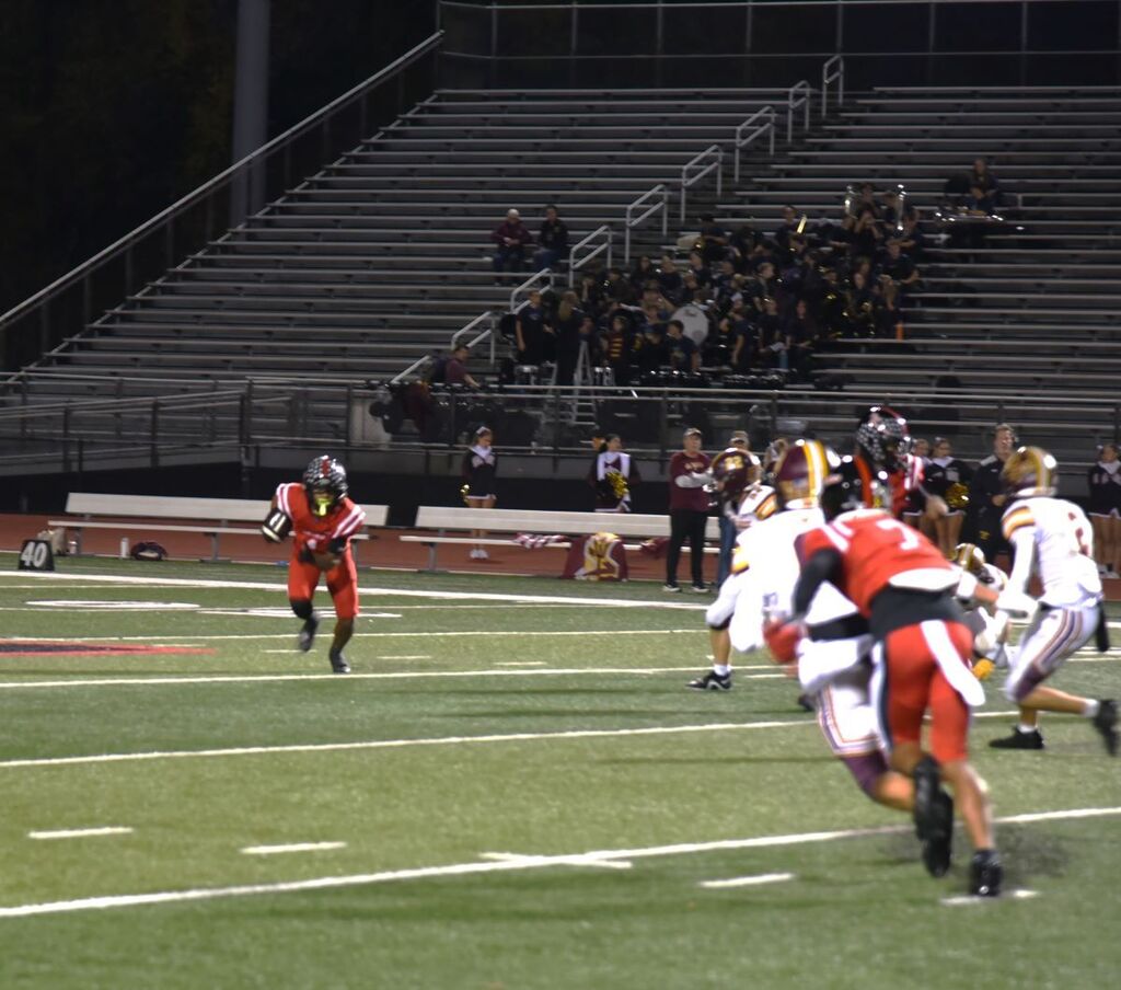 Homecoming Football Game on Friday, October 9, football team pic#7