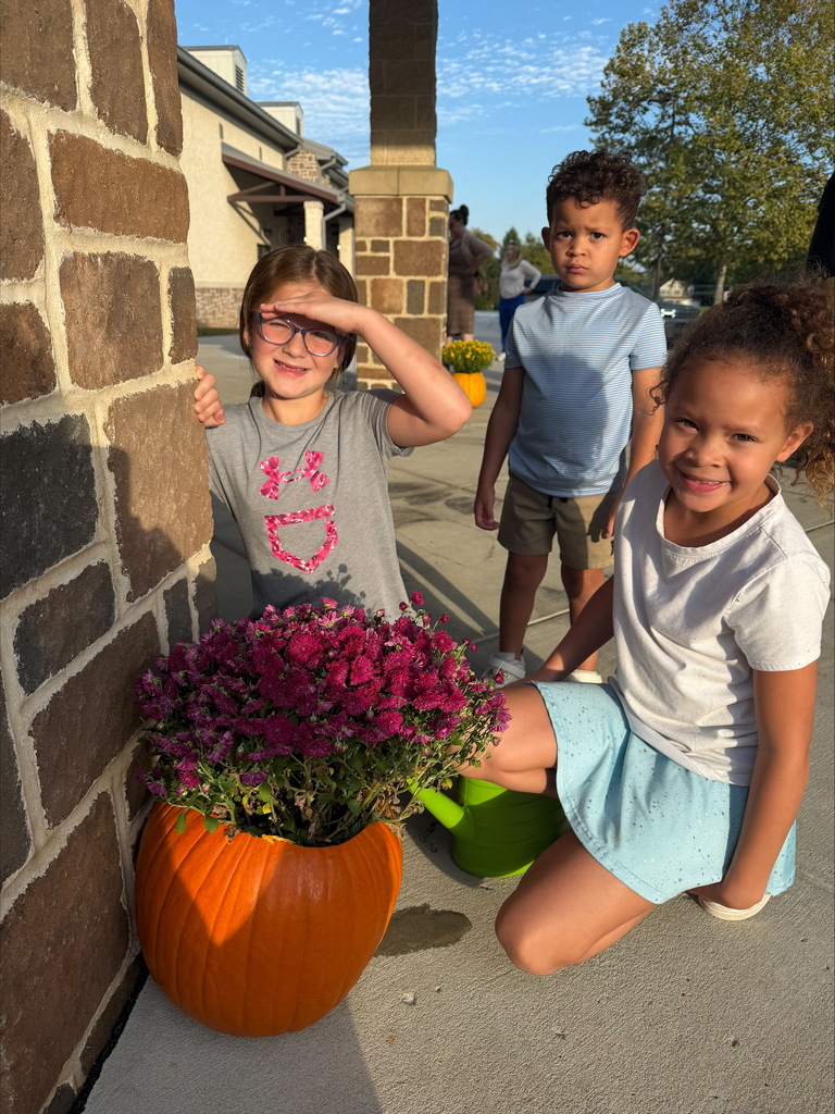 Rainbow Elementary Gardening Club October 2026 meeting making pumpkins into planters for fall mums pic#5