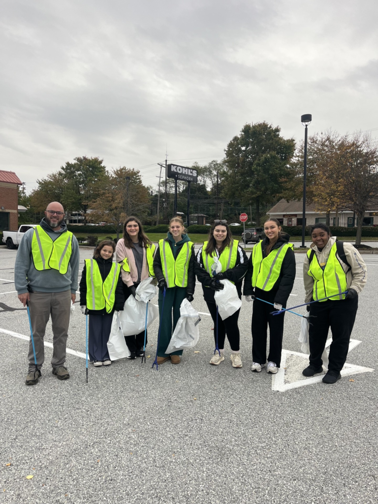 CASH Interact Club Highway Cleanup in October 2026 pic#1