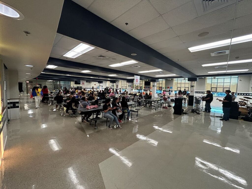 Hispanic Heritage Month Community Celebration Open Market pic#1