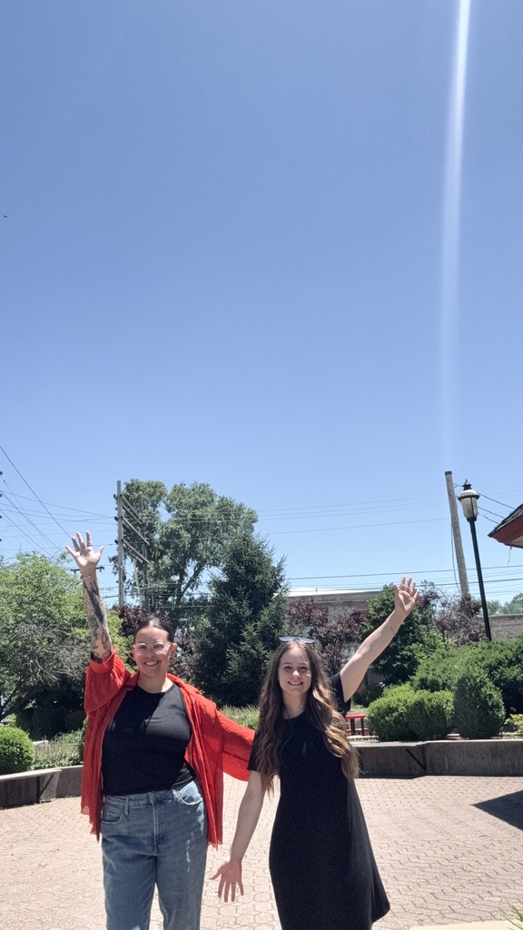 Rylee and Kelsey