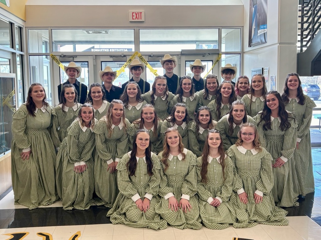 Encore group picture in costume.