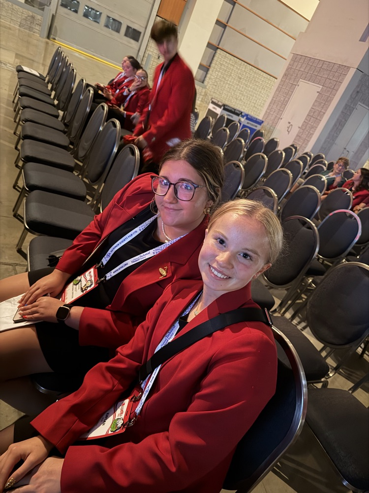 Madison Paxson and Kaylan Poe at FCCLA Opening Ceremony