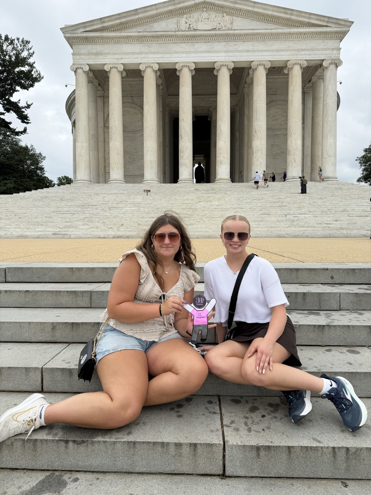 Madison Paxson and Kaylan Poe at Fccla nationals 5