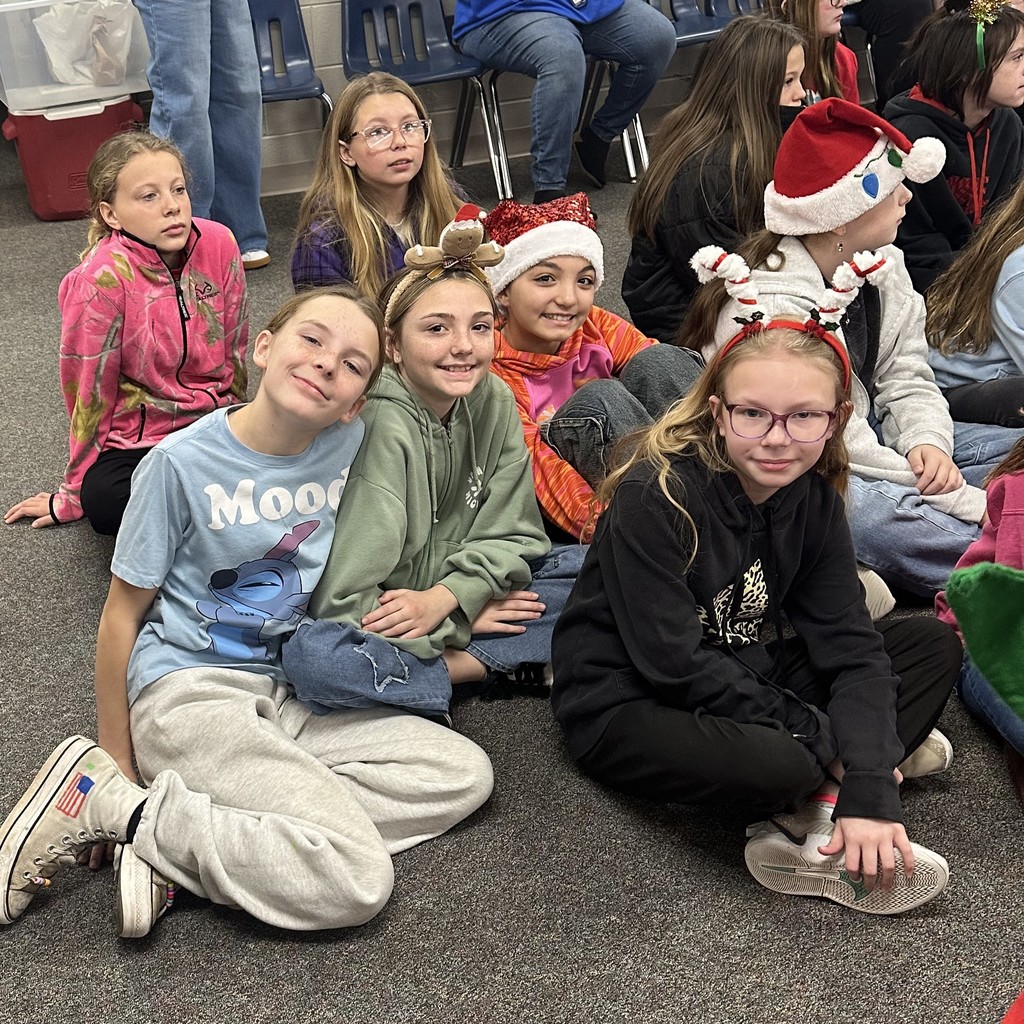 6th grade @ holiday sing