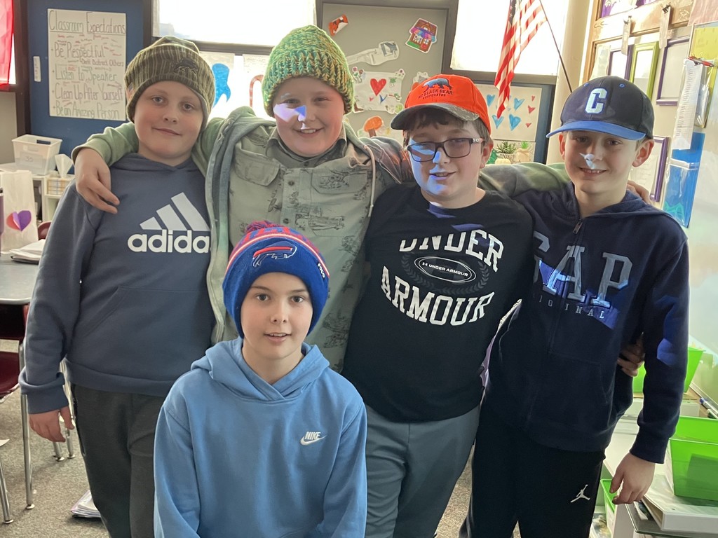 6th grade hat day