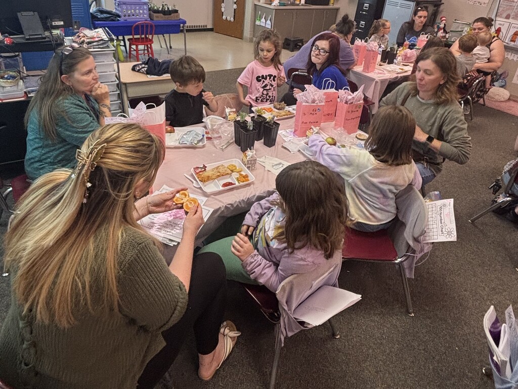 kindergarten moms