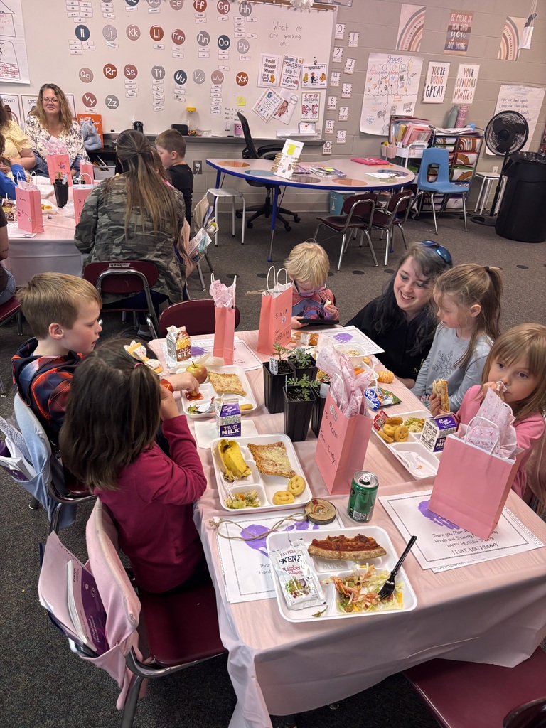 kindergarten moms