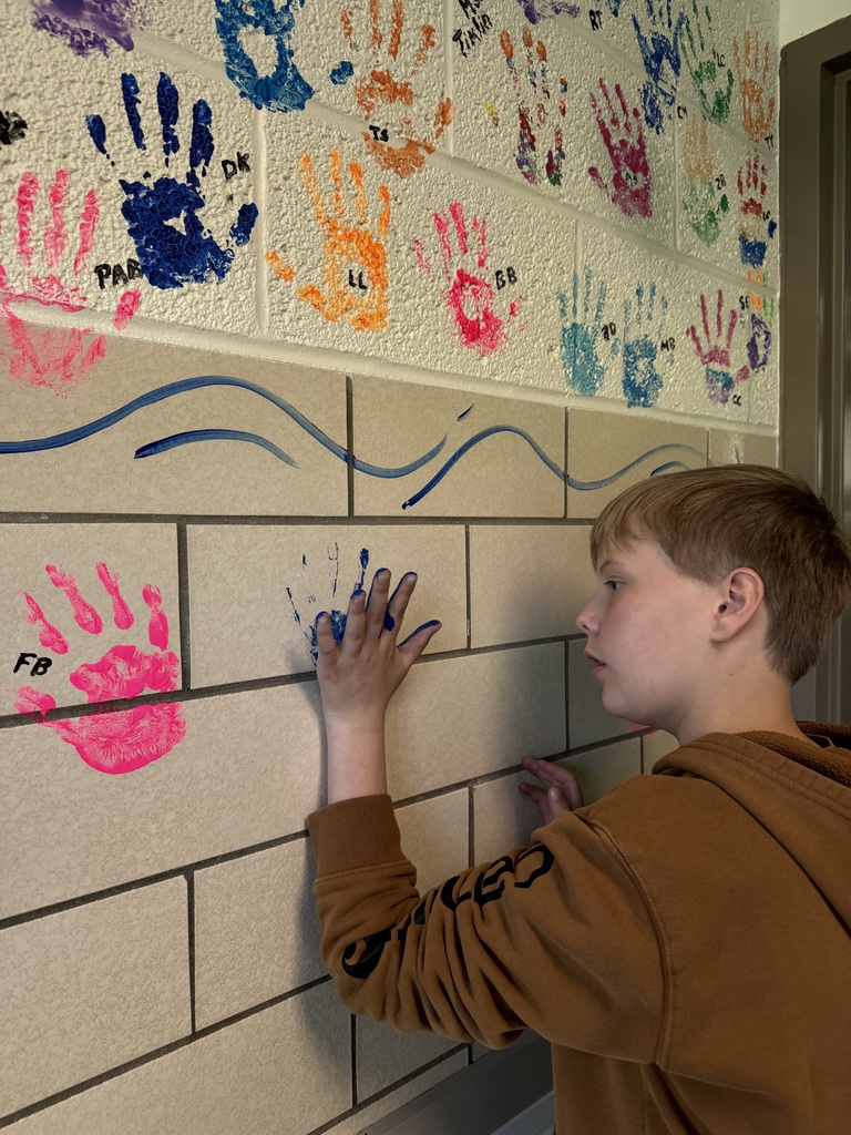 6th grade handprints