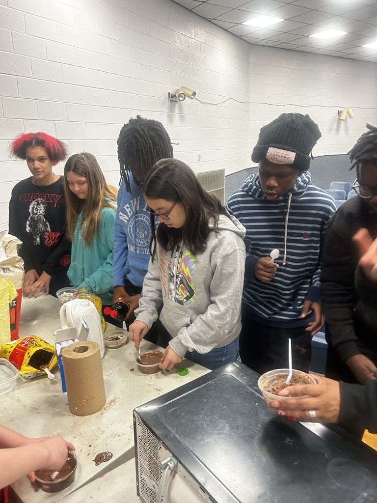 CCMS Students making a cake in a mug
