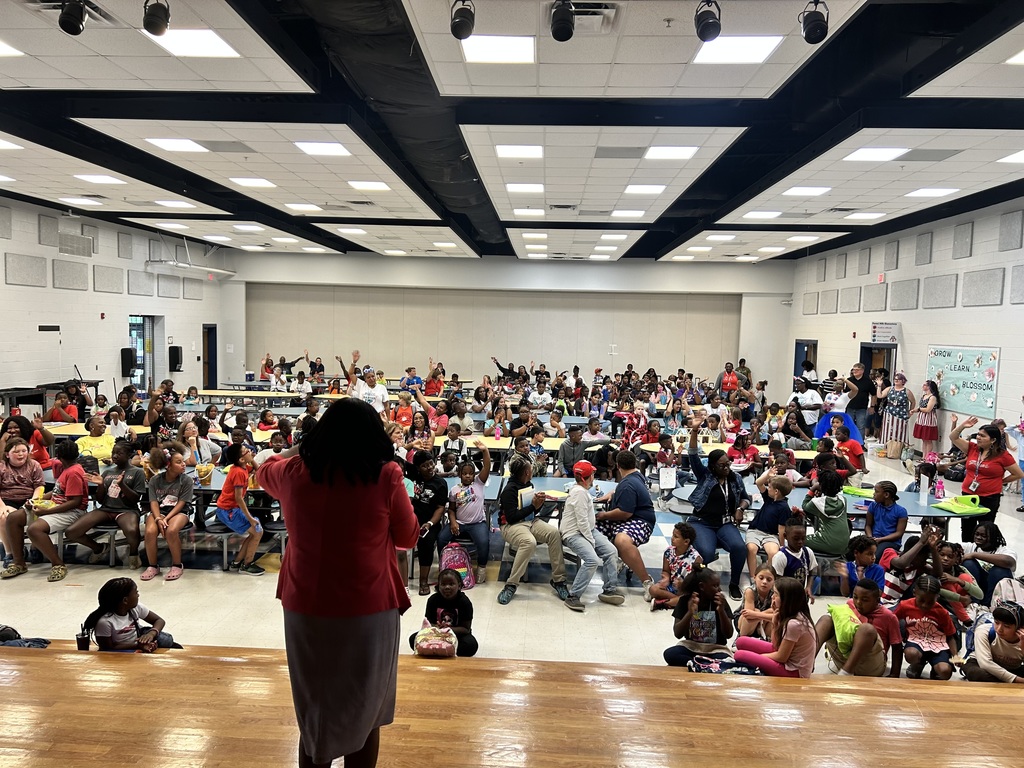 Jessica Williams & students