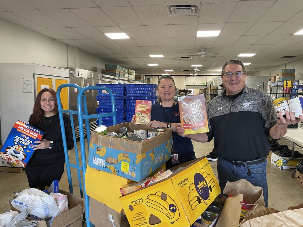 Final food pantry donation team pictures