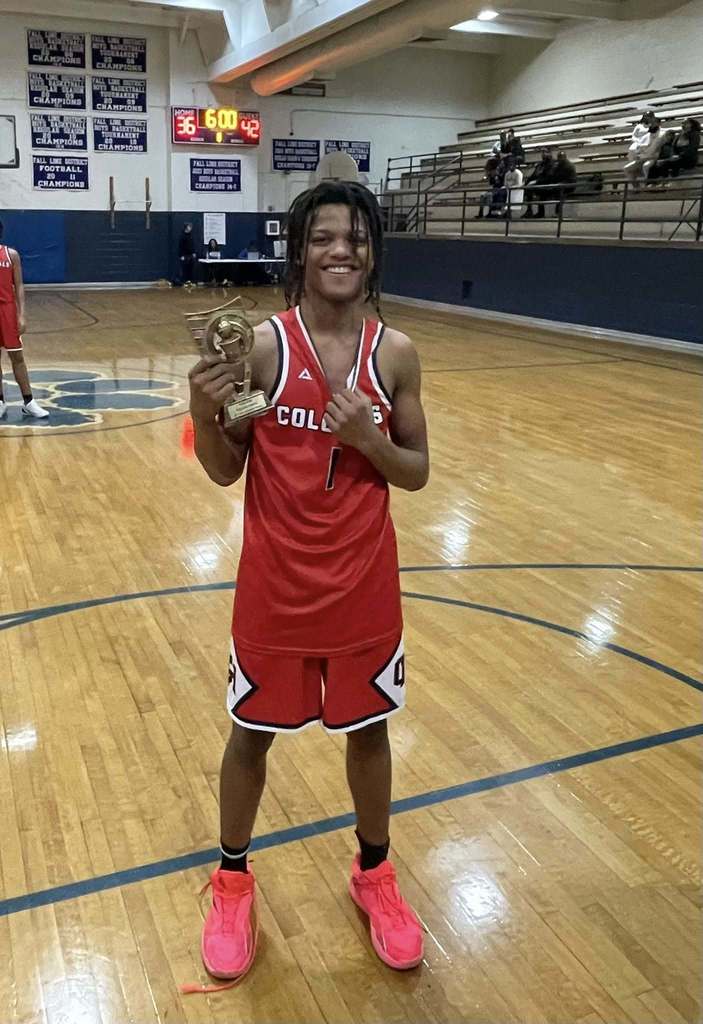 Middle School Basketball Boy