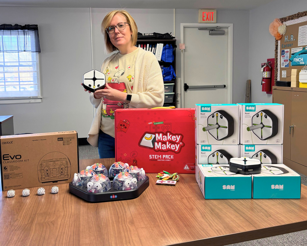 Innovative Learning Specialist with new Robotic Resources