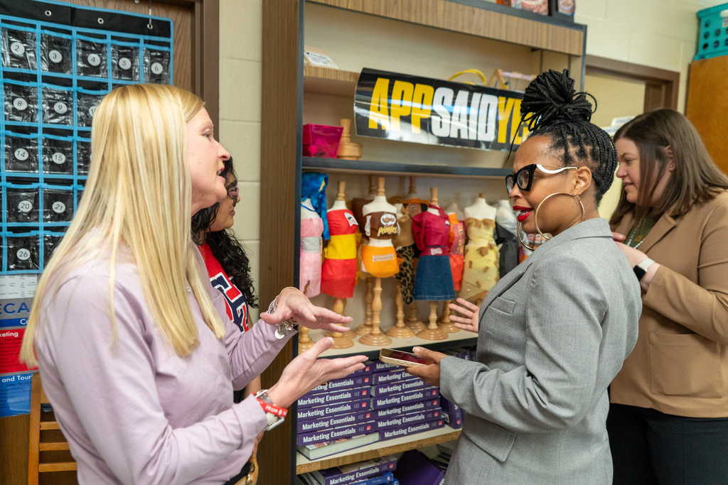 State leader in fashion marketing