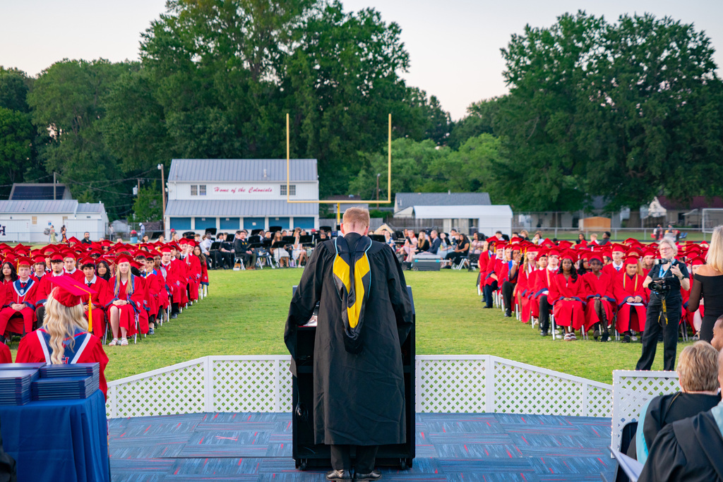 Principal at Lecturn addressing Graduates