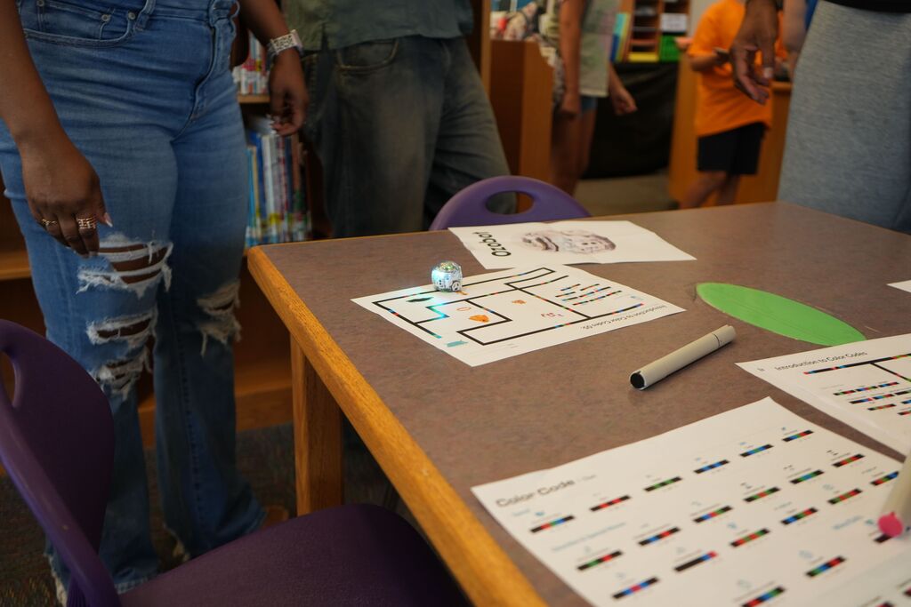 Ozobot going around a track