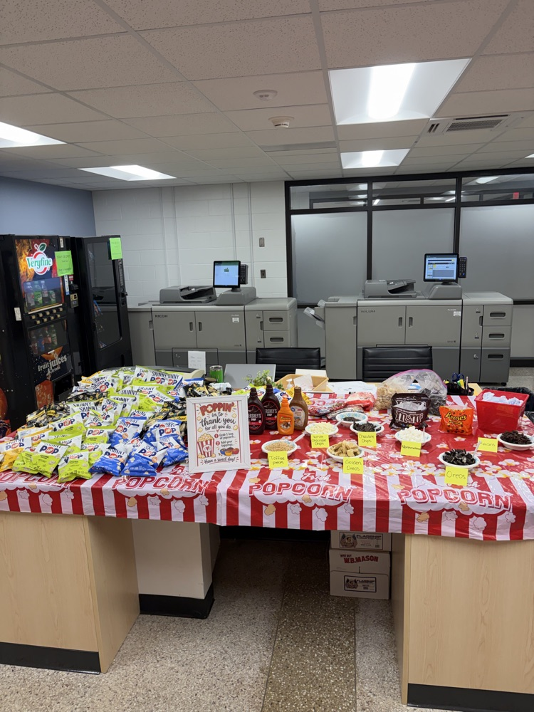 picture of popcorn and treat bar