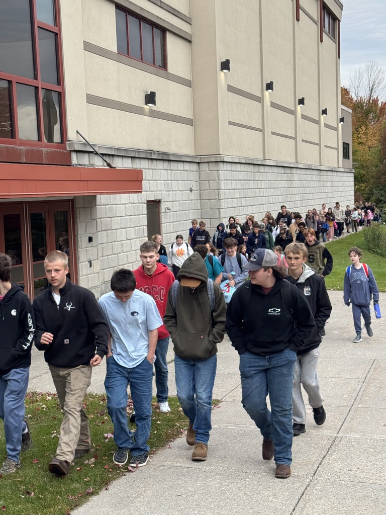 Students Walking To School!