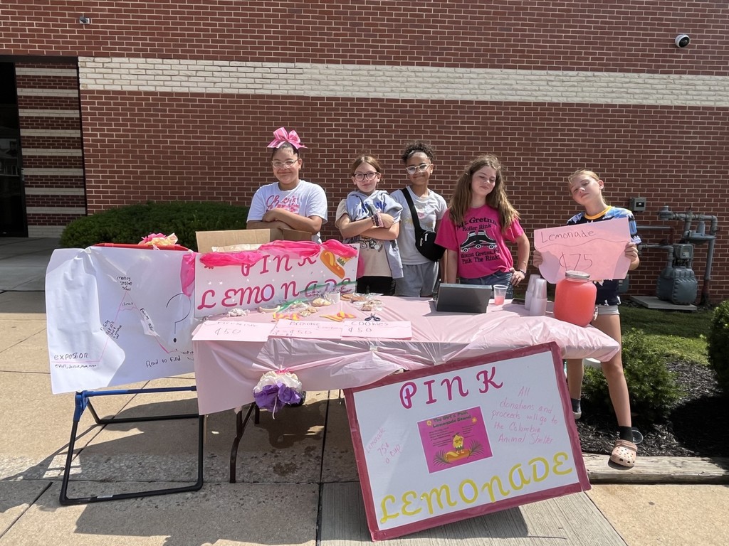Girls' stand