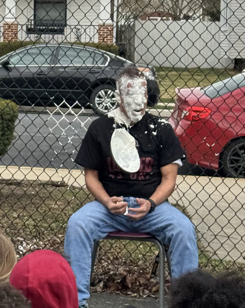 TEACHER PIED