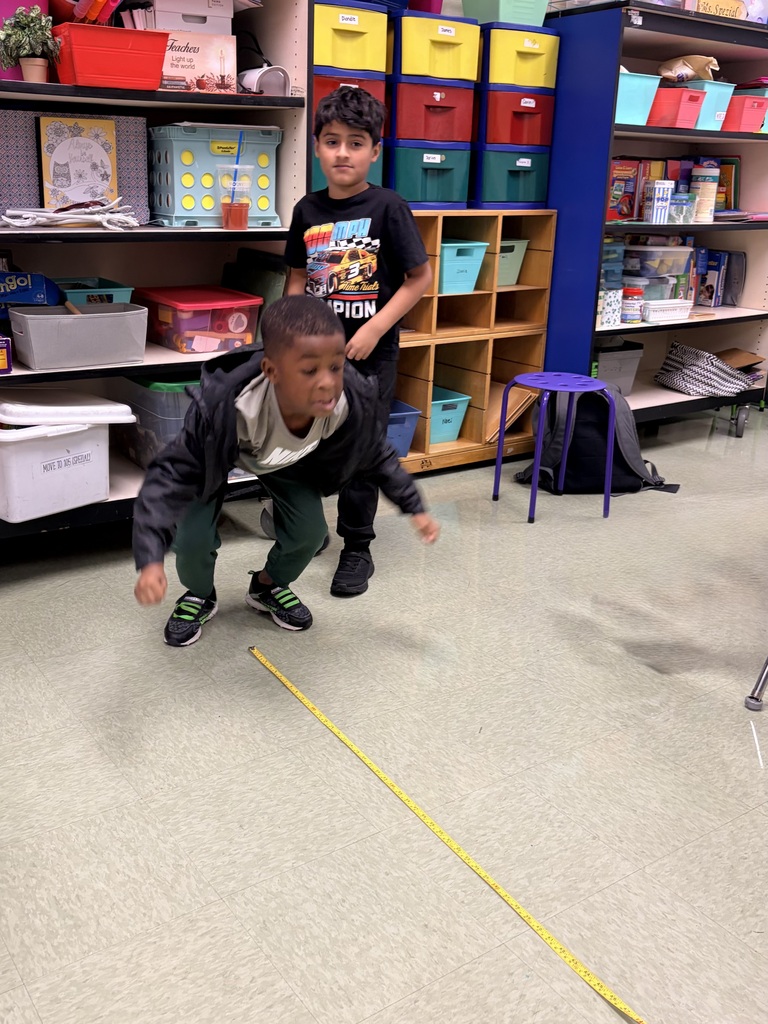 Second grade students in Ms. Spezial's class enjoyed reading the story Jack, Jill, and Joey, a fun tale featuring an energetic kangaroo named Joey. After listening to the story, students brought the book to life by practicing their own kangaroo jumps and measuring how far they can jump! It was an engaging way to connect literacy and movement while having lots of fun learning together. 📚🦘