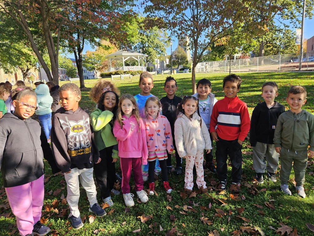 🌳 Learning Comes to Life Outdoors! 🍂  Our kindergarten students in Ms. Stockslager and Ms. Helton's classes wrapped up Module 1 of Arts & Letters with a nature walk! Students explored the outdoors using their five senses to notice the sights, sounds, smells, textures, and wonders of nature. 👀👂👃✋  What a fun way to connect classroom learning to the world around us!