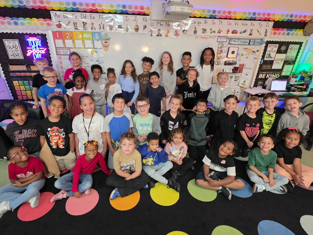 Mrs. Winters' kindergarten students met their third grade buddies from Mrs. Carles' class today! The third graders interviewed their new buddy and the students were able to learn about each other. We look forward to growing and learning together this school year!