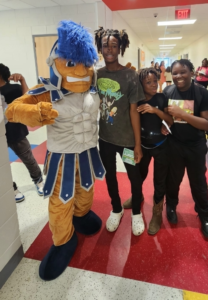 Mascot 4