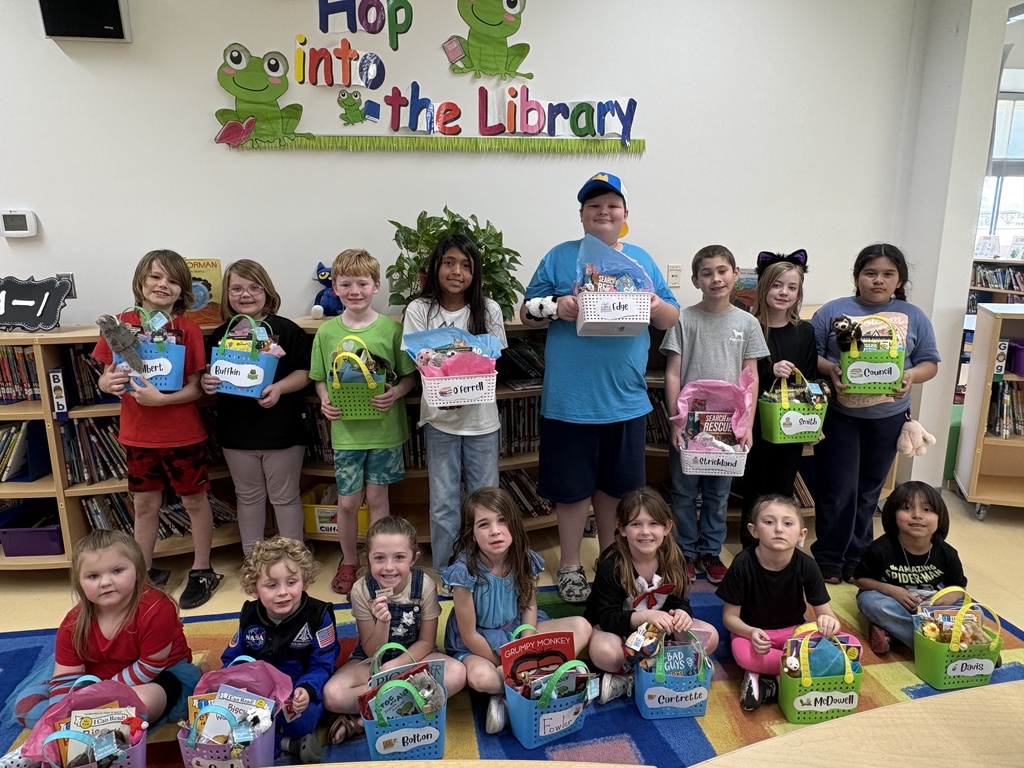 Congratulations to our Read Across America Reading Challenge winners!