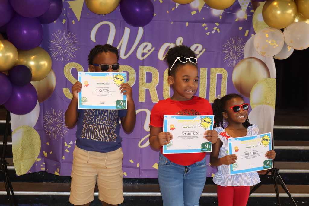 Fairview students recognized for making honor roll. 