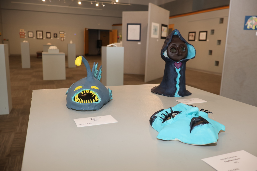 CMSD students showcase artwork at the Columbus Arts Council. 