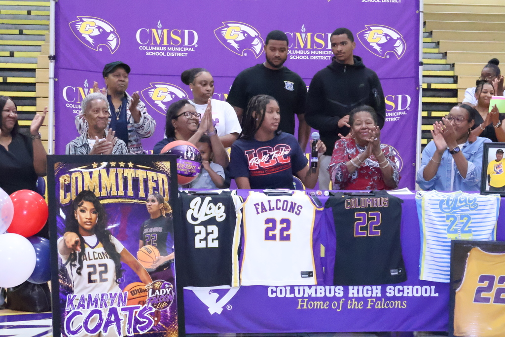 Kamryn Coats signs to play college basketball at Itawamba Community College. 