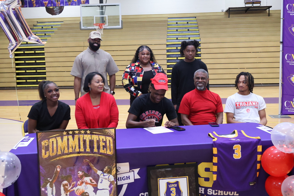 Max Leach signs to play college basketball at Mississippi Delta Community College. 