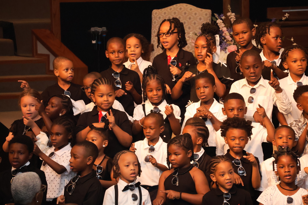 Stokes-Beard Elementary Kindergartners celebrated the end of the school year with a performance in front of family and friends. 