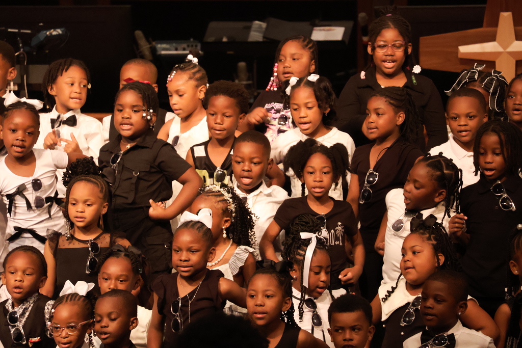 Stokes-Beard Elementary Kindergartners celebrated the end of the school year with a performance in front of family and friends. 