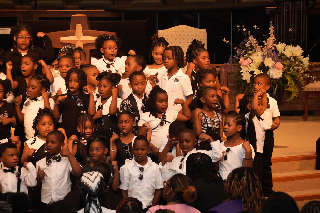 Stokes-Beard Elementary Kindergartners celebrated the end of the school year with a performance in front of family and friends. 