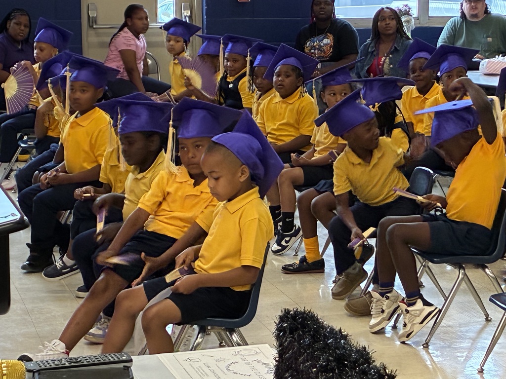 Sale Elementary Kindergartners celebrated a successful school year on Friday morning with a graduation ceremony. Congratulations, students! Thank you to the parents and family members that came out to celebrate these students.