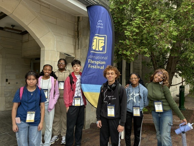 CMSD posing for a picture at the International Thespian Festival.