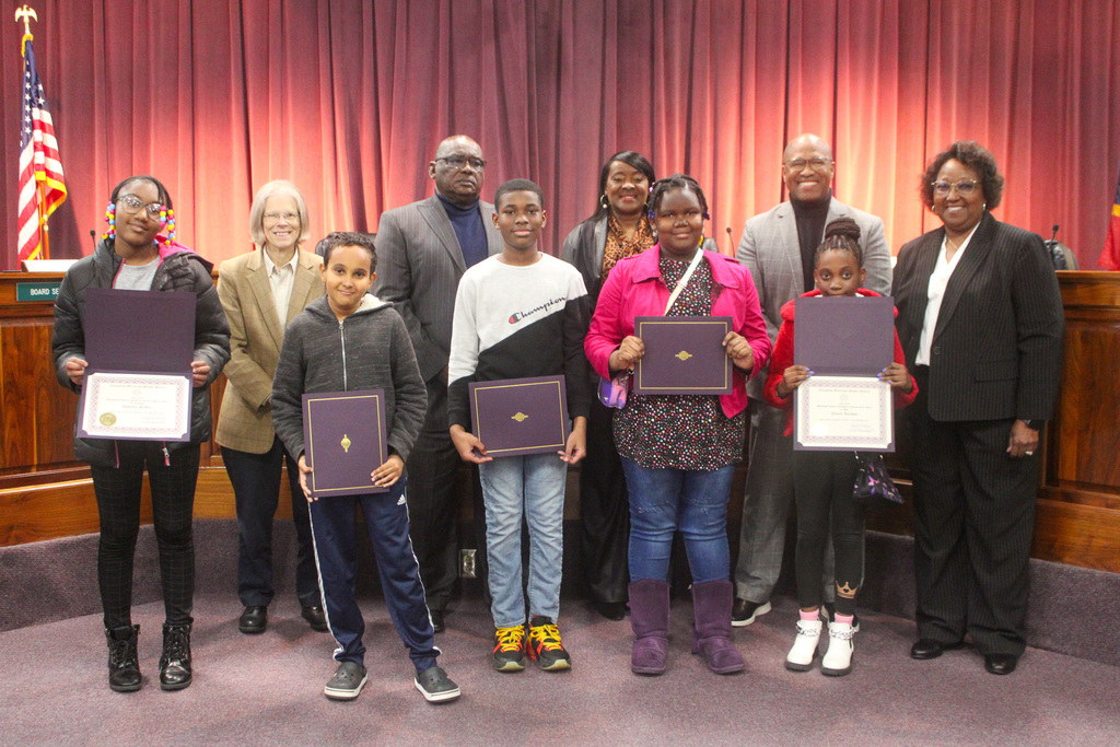 Board celebrates students with perfect scores