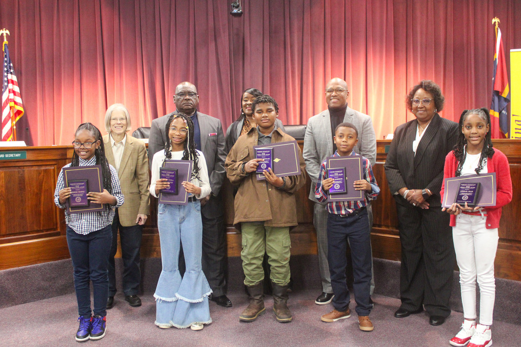 Board celebrates students with perfect scores