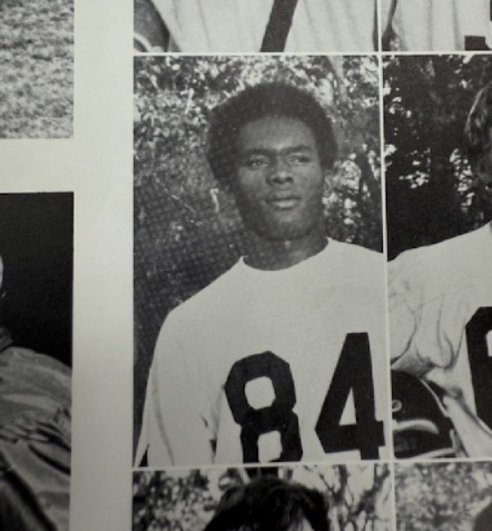 Robert Smith football picture