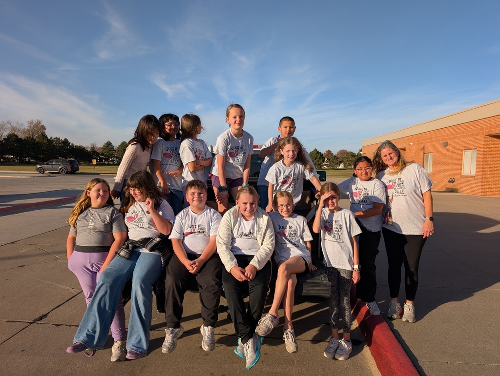 Student Council members just loaded the food for delivery!