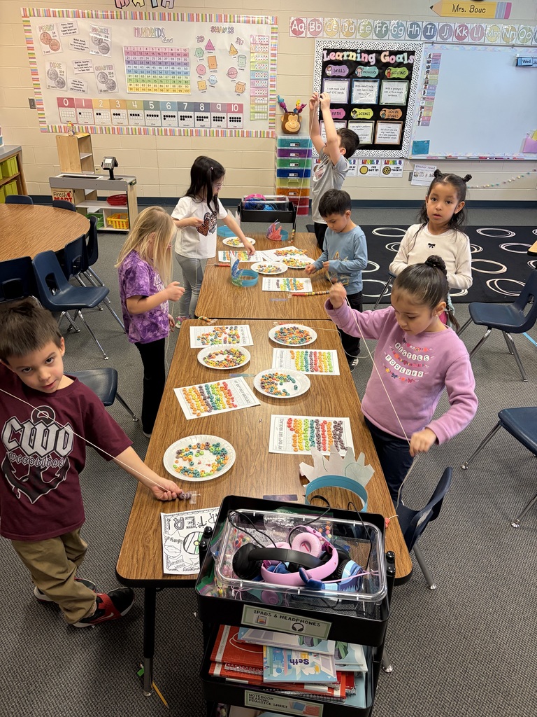 making fruit loop necklaces