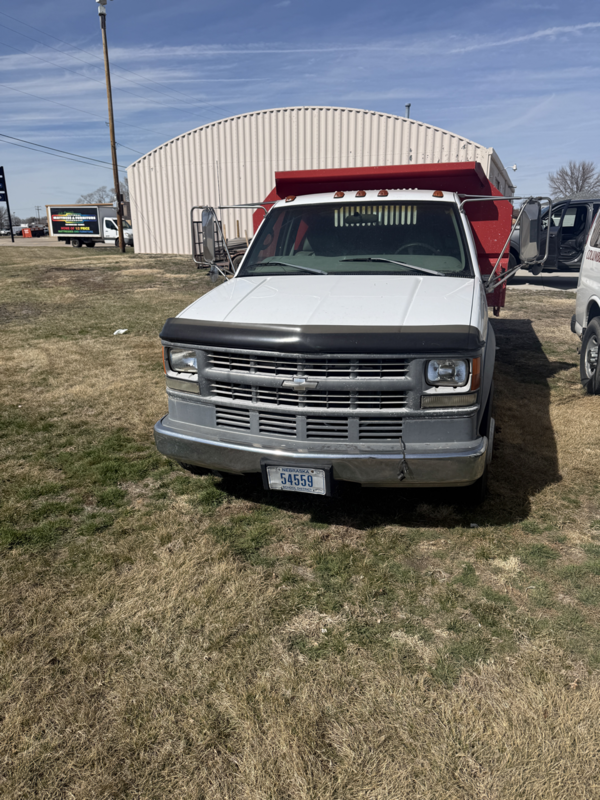 white dump truck front view
